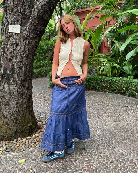 Thumbnail of p-cfrlf2llyyd-cbac88f58ea34543 3