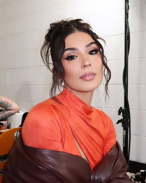 Thumbnail of c-outg3xzvt-cbffbf27a0b141a1 1