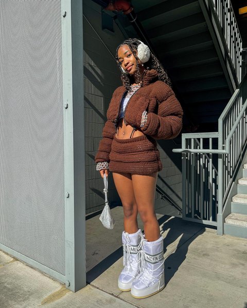 Thumbnail of cmw2nv-oiq7-cd6131d25a8c47d0 0