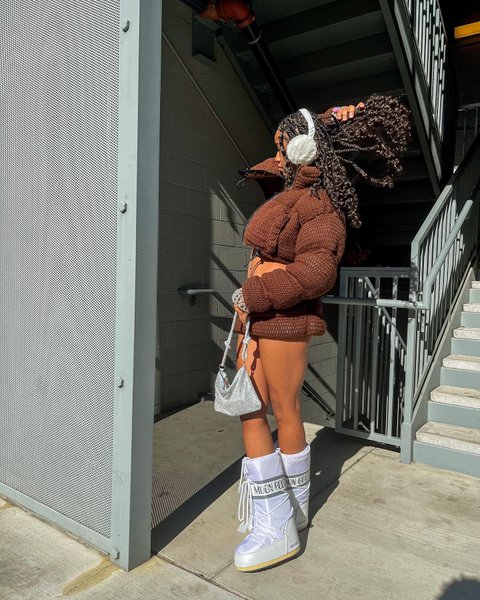 Thumbnail of cmw2nv-oiq7-cd6131d25a8c47d0 3