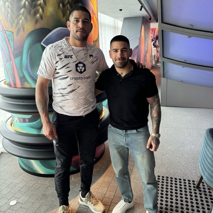 Thumbnail of www-x-com-gastonreyno-status-1892210912418820562-cd6ede454eff4d55