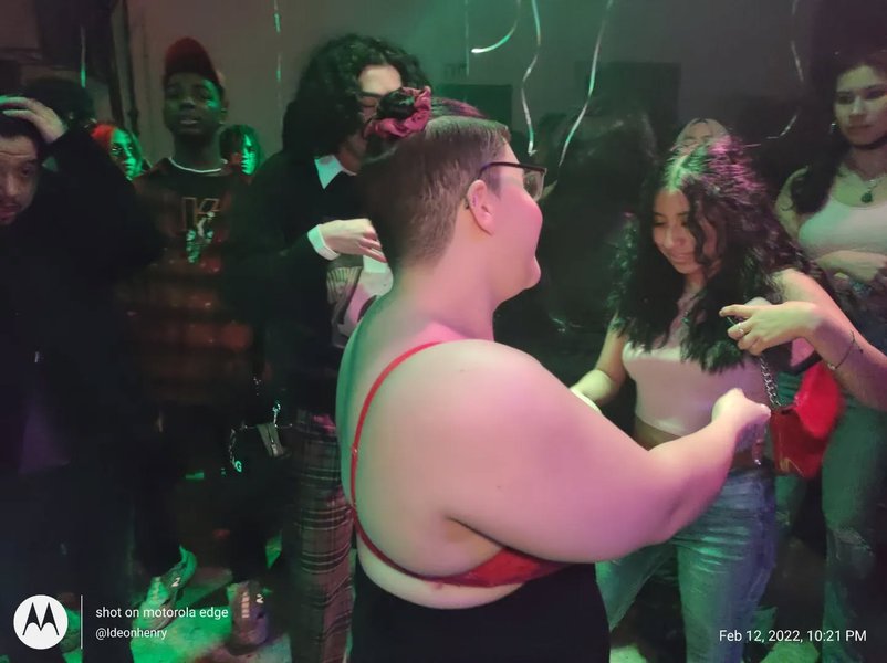 Thumbnail of p-cz6glaiapkk-ce2bebe1de3a442d 5