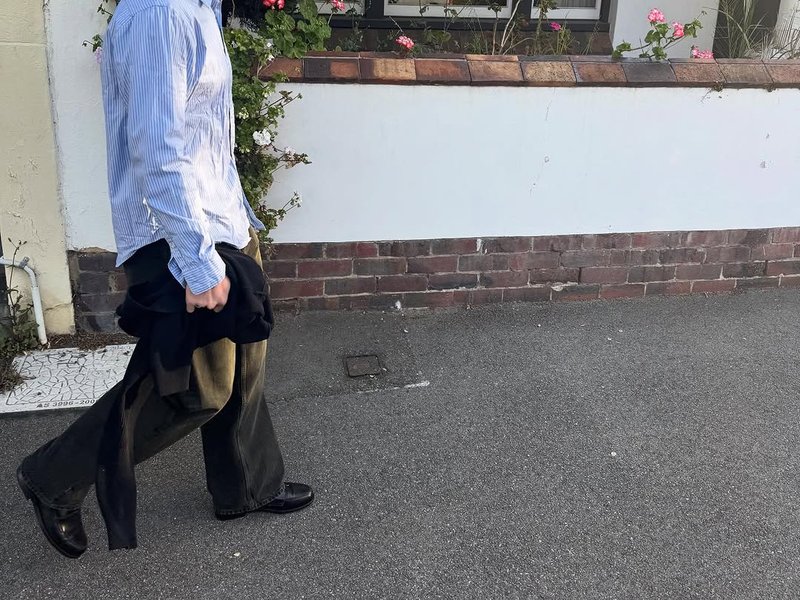 Thumbnail of www-instagram-com-p-dqczb50kjfa-img-index-12 8