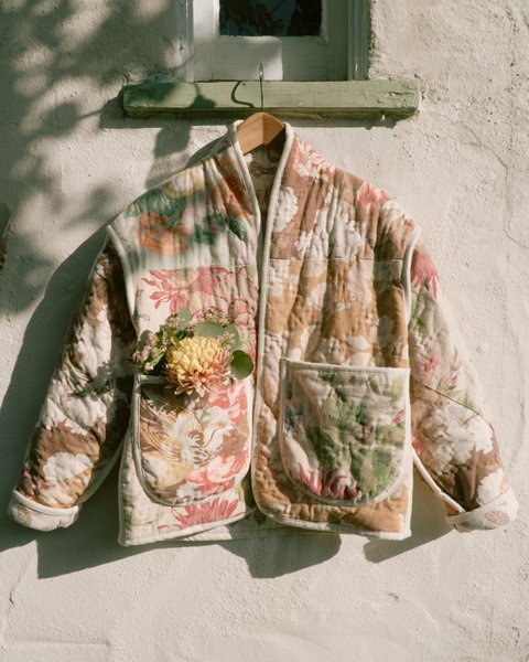 Thumbnail of p-clzl8bzf6xx-ceb5bc27726140fe 0