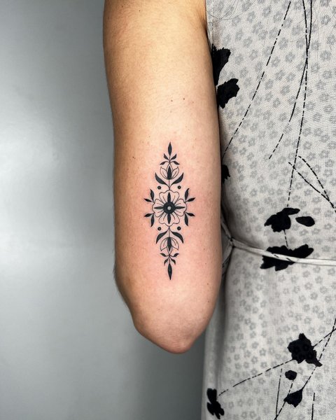 Thumbnail of p-cmzksixp2zm-cfa0b56b8b0a4174 2