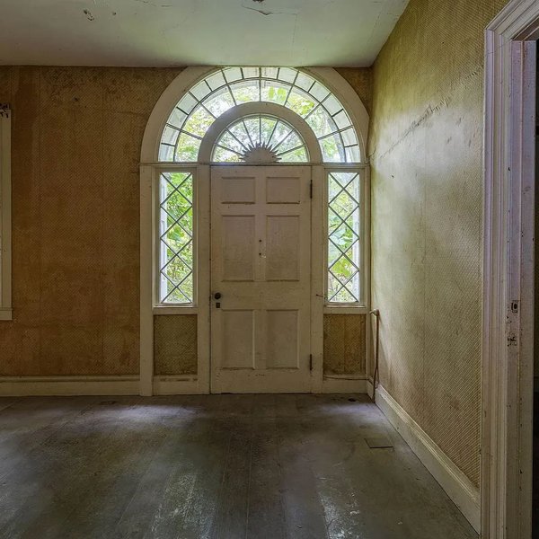 Thumbnail of p-cj3scwluwzq-cfeeecaf61ae438e 2