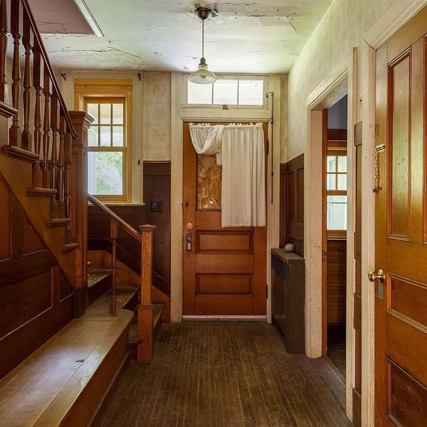 Thumbnail of p-cj3scwluwzq-cfeeecaf61ae438e 8