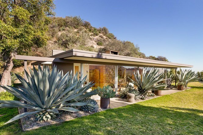 Thumbnail of p-czxfu0vv8kn-d04b5d0069b94b82 1