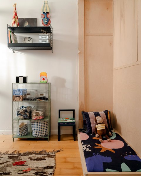 Thumbnail of p-de7rlsrxtts-d1a8ce94d0204f27 7