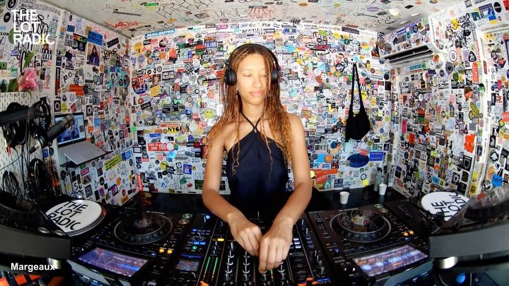 Thumbnail of p-dnwq513yowc-d1fe6a6df5104b78 0