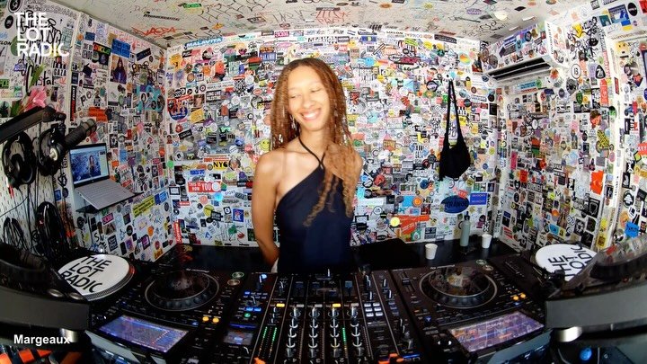 Thumbnail of p-dnwq513yowc-d1fe6a6df5104b78 2