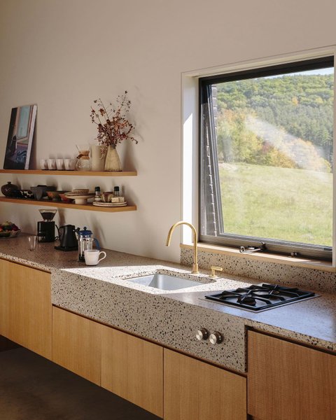 Thumbnail of p-csw94z9r5gv-d2bd0e2b8efb4625 1