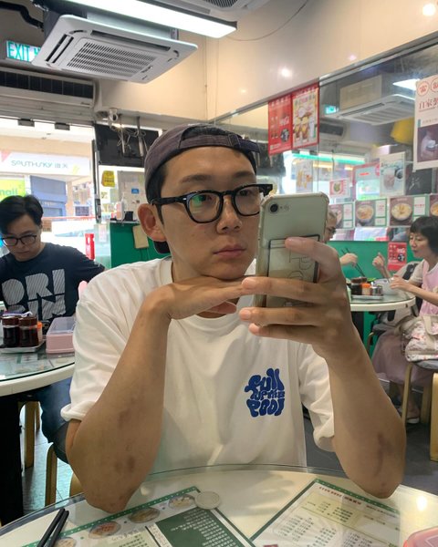 Thumbnail of c-c4a06vwbm-d2d118d464b64fa3 3