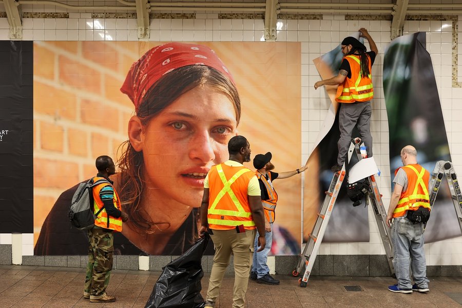 Thumbnail of p-dpfkanodvkg-d4fae8a2dbb848a6 2