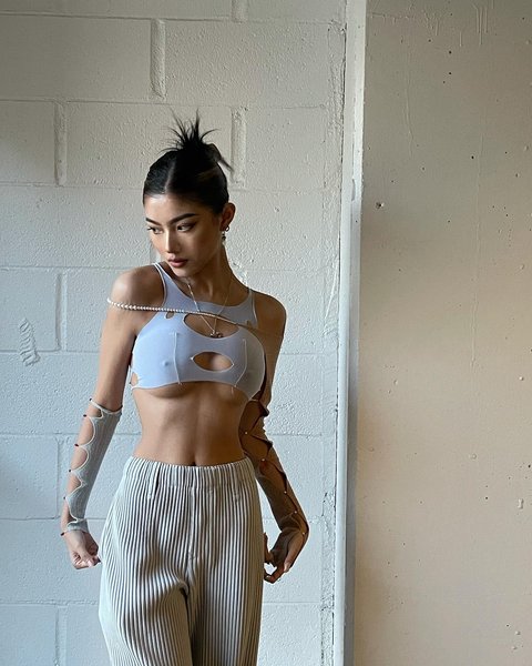 Thumbnail of p-cknkhjllii0-d5d583c18ec6472c 3