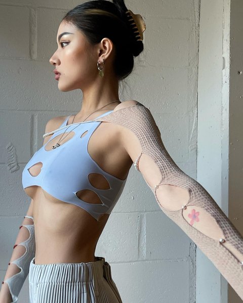 Thumbnail of p-cknkhjllii0-d5d583c18ec6472c 4