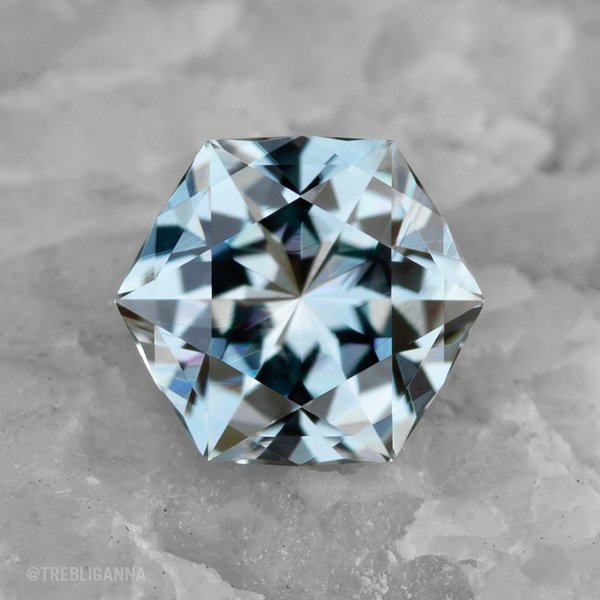 Thumbnail of p-b0wpqsnbfym-d5ebb512428e4608 0