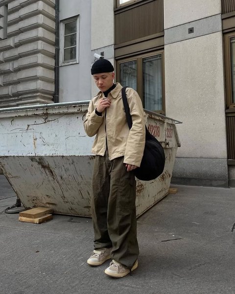 Thumbnail of p-ck8dw55qs6b-d71f7322eb46493a 1