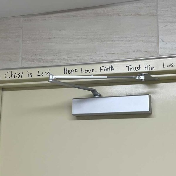 Thumbnail of p-cmxqxeitx1b-d7365121a4a840a8 3