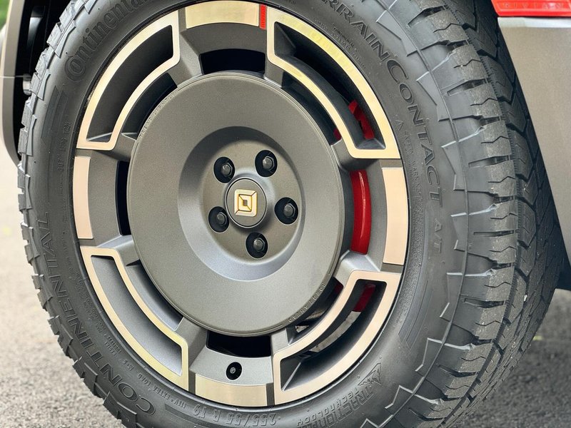 Thumbnail of p-c4yumlevxqf-d79730f3f1e34abd 5