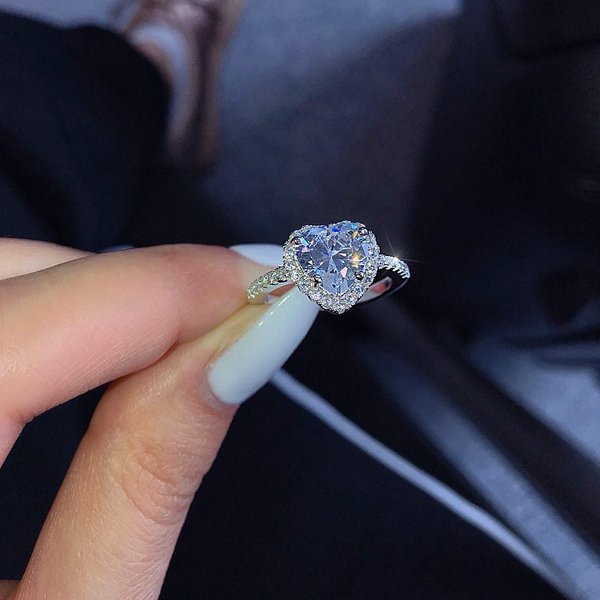 Thumbnail of p-br8kzwvhcso-d8611bf18ece4c56 3