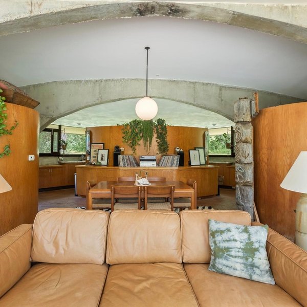 Thumbnail of p-cgmqscgoz9b-d893cd363ff242c1 2