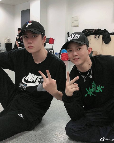 Thumbnail of p-ctcwvndjiku-d915f5c043e24274 3