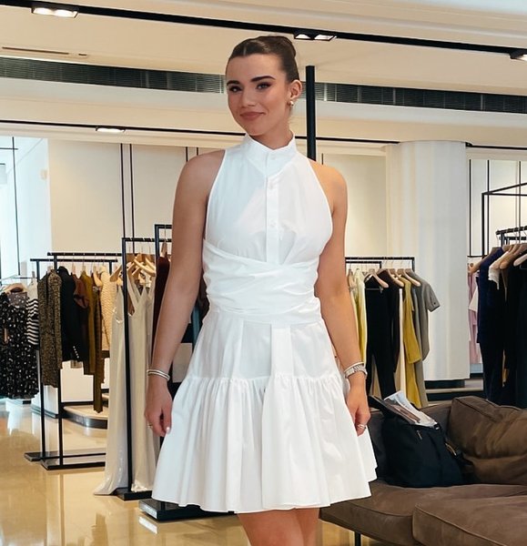 Thumbnail of p-cr1hr6cyyay-d97c6c27957d4140 0