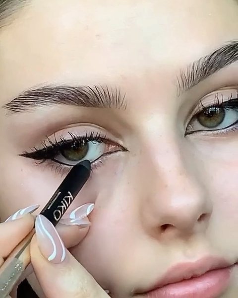 Thumbnail of p-cqmffi1pjki-da94780ab0af4a96 0