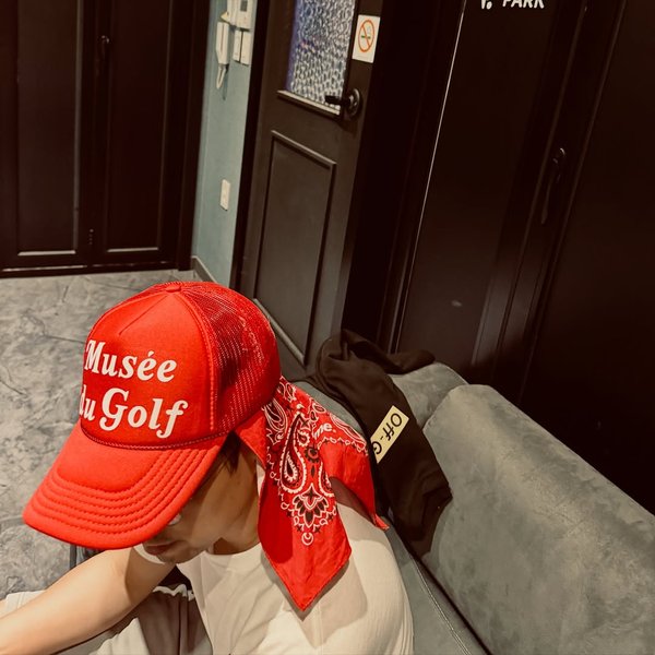 Thumbnail of instagram-dc3e6148a9fc43fe 0