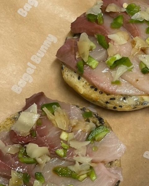 Thumbnail of p-c7e6h90u77v-dc9ec9edf2504a77 2