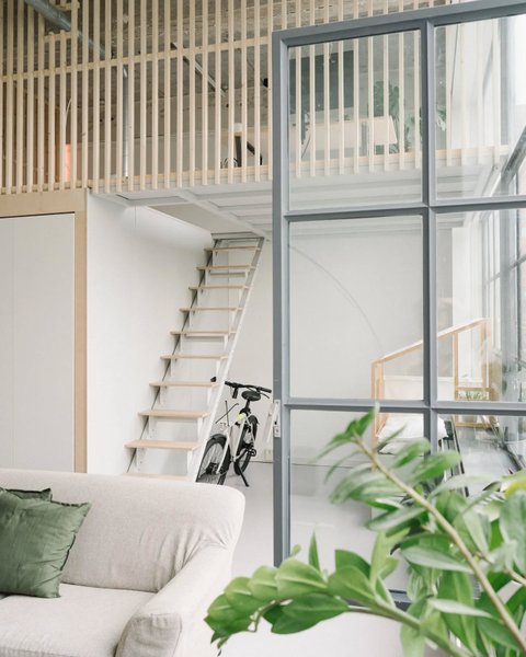 Thumbnail of p-cemkznlo9if-ddf821a9037c45ab 3