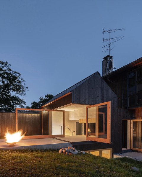 Thumbnail of p-cyykttrmym8-de0c02584f8f480c 1