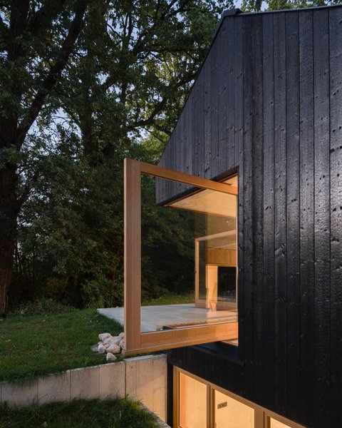 Thumbnail of p-cyykttrmym8-de0c02584f8f480c 7