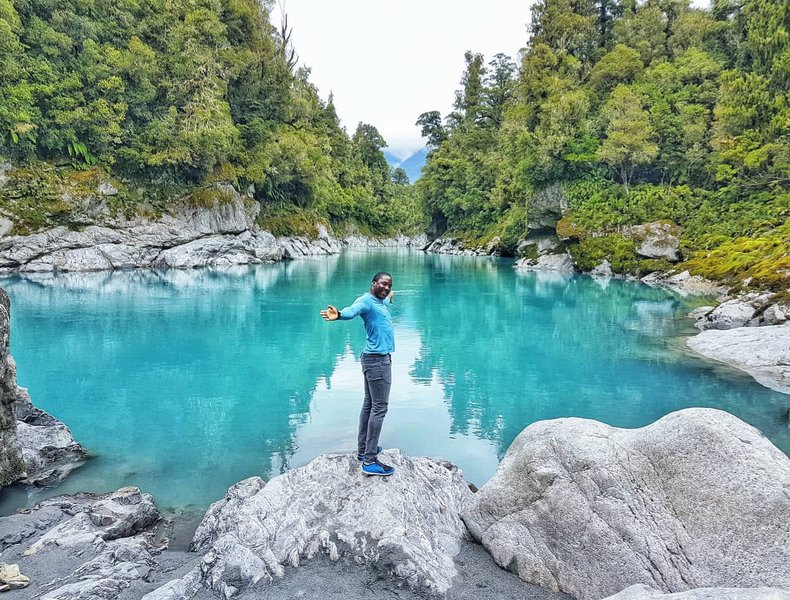 Thumbnail of p-b8akhoyh1om-de1d6ce3e95e491c 0