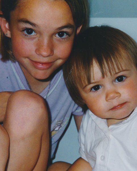 Thumbnail of p-bklchzlb6r-de7d9f05939e4273 1