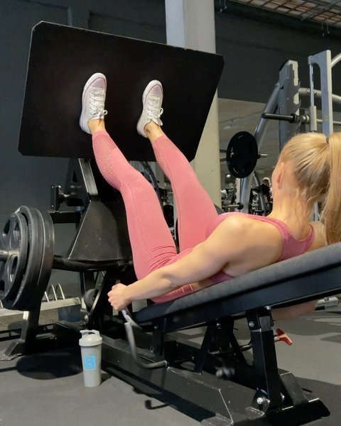 Thumbnail of cop-z9tdgei-e003d4eff00c4114 3