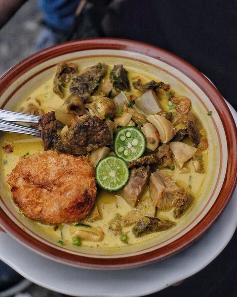 Thumbnail of p-bszewbid8st-e05a974caa2f4ae9 0