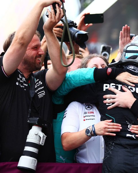 Thumbnail of p-c82ia8yozga-e07afa404b16415a 5