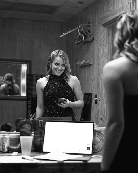 Thumbnail of p-cqegzrwdy5t-e1065e98bc794192 0