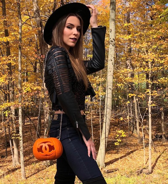 Thumbnail of p-cguofksbffu-e1554f0ec8ae4e8d 1