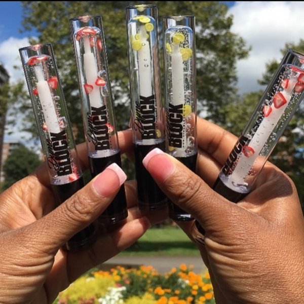 Thumbnail of p-b77flckhwqx-e221ab8f09674fb7 0