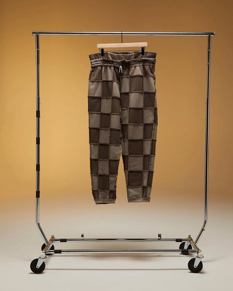 Thumbnail of p-crypvjwo4oq-e25e25a0b15c411d 3