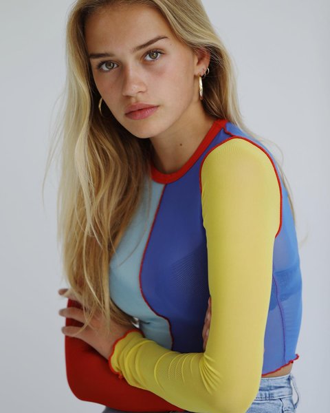 Thumbnail of b00-wiuavb3-e4c6eade671c4377 0