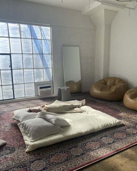 Thumbnail of p-c8kxxlisqrc-e5bf6cf768384b53 4