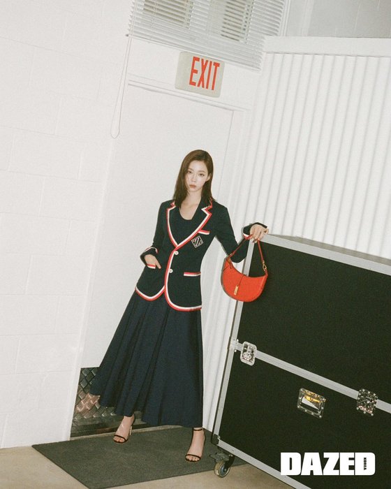 Thumbnail of www-x-com-dazedkorea-status-1759397167821943050-e6f16e2357c64525