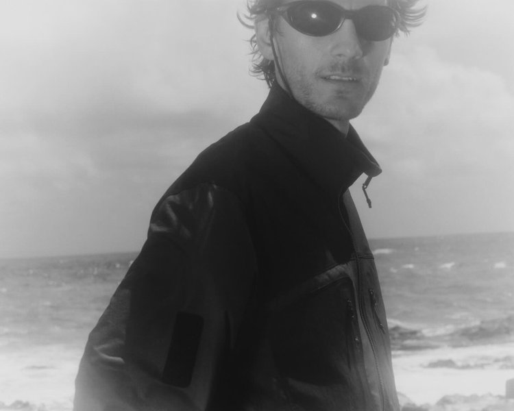 Thumbnail of p-c53xcx8psdx-e73ba178a4014b9a 1