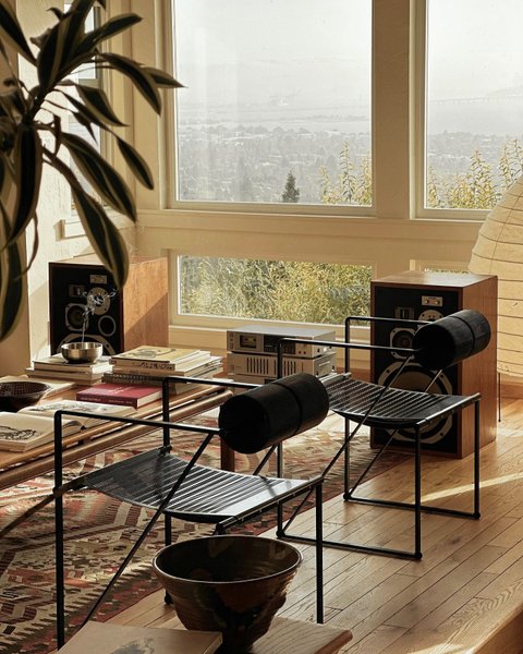 Thumbnail of c-kksikyrrs-e77ac800d9c94b27 2