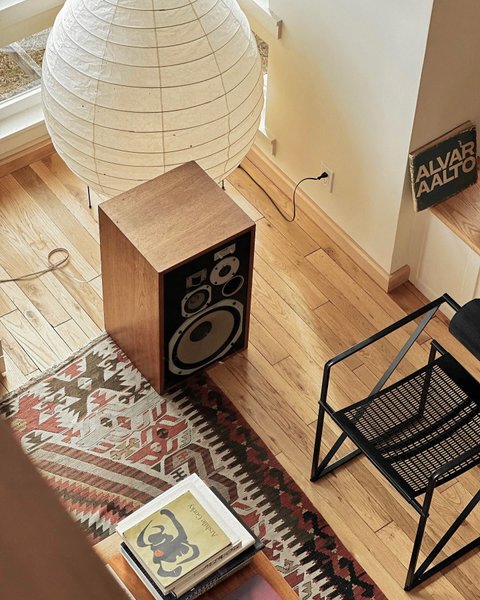 Thumbnail of c-kksikyrrs-e77ac800d9c94b27 4