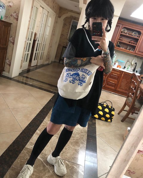 Thumbnail of p-ce4wshxlloo-e7bb0065055944fd 2